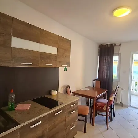 Yellow Sun 2 Apartman Siofok
