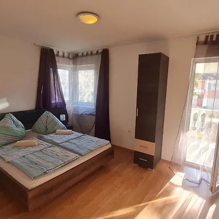Yellow Sun 2 Apartman Apartment Siofok