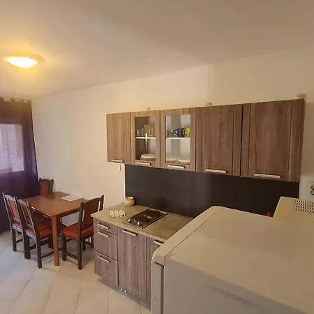 Yellow Sun 2 Apartman Apartment Siofok
